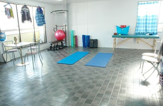 BLACK FRIDAY 期間限定！　お得な特別料金にてご案内致します✨　「パーソナルトレーニング・ストレッチ」